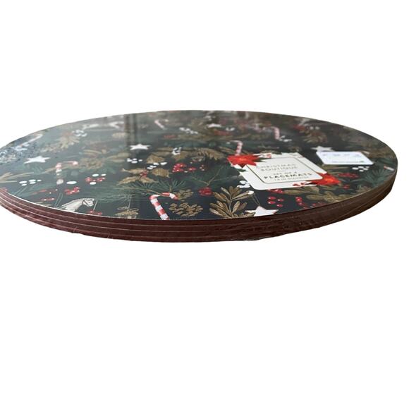 Christmas Boutique Reversible Cork Backed Placemats 15in Round Set of 4 New - Picture 5 of 15